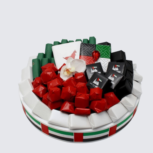 NATIONAL DAY DECORATED CHOCOLATE ROUND TRAY 