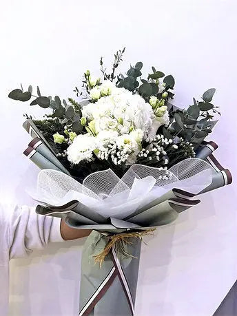 Fresh White Large Bouquet 