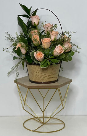 Charming Fresh Peach Arrangment in a Box 