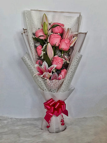 Passionate Pink Rose with Lilies Bouquet 