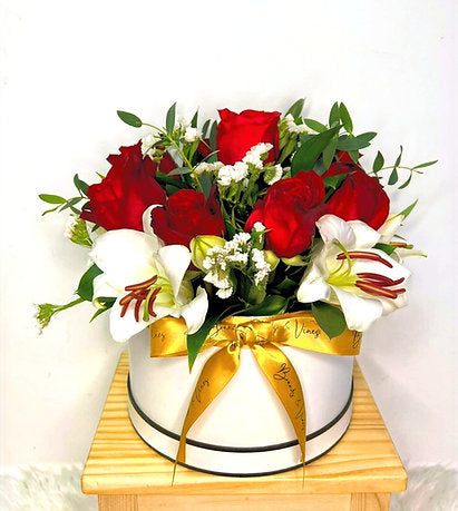 Fresh Lily and Roses in a Box 