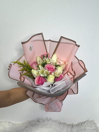 Charming Pink & White Bouquet 