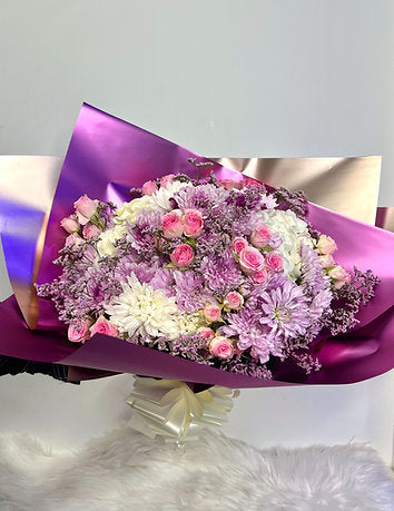 Extravagant Fresh Purple and Pink Flowers 