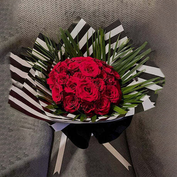 Extravagant Red Rose Bouquet